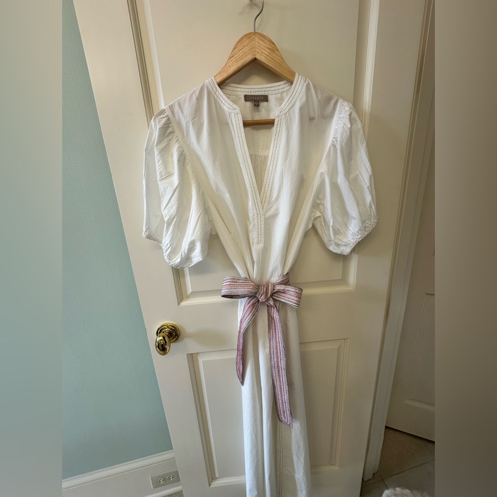 LILLA P NWOT Split Neck White Dress with Colorful Striped Belt Pockets size S
